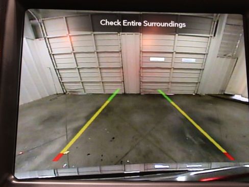 Used 2023 Chrysler 300 Touring AWD/4WD image 51