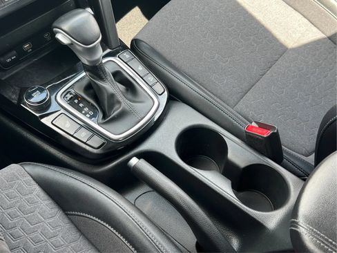 Used 2024 Kia Seltos S AWD/4WD image 21