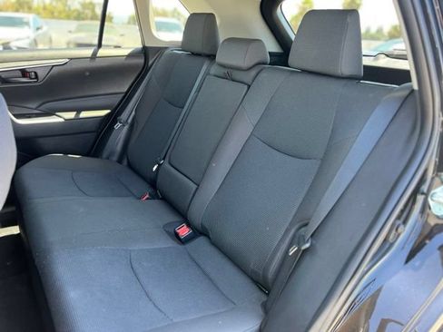 Used 2024 Toyota RAV4 LE AWD/4WD image 17