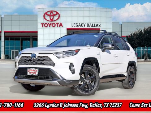 Used 2021 Toyota RAV4 XSE image 1