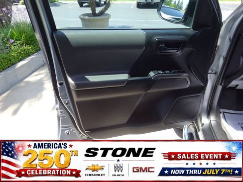 Used 2021 Toyota Tacoma SR5 RWD image 25