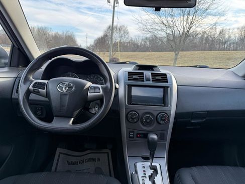 Used 2013 Toyota Corolla S w/ Premium Pkg image 11