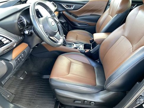 Used 2022 Subaru Forester Touring w/ Popular Package #2 image 10