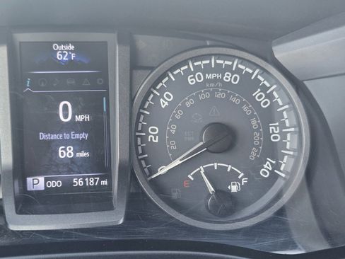 Used 2019 Toyota Tacoma TRD Off-Road image 22