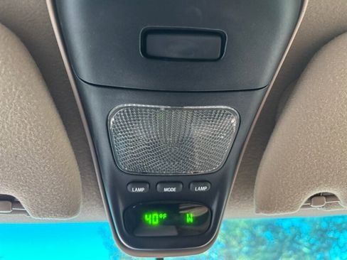 Used 1999 Ford Explorer Limited image 28