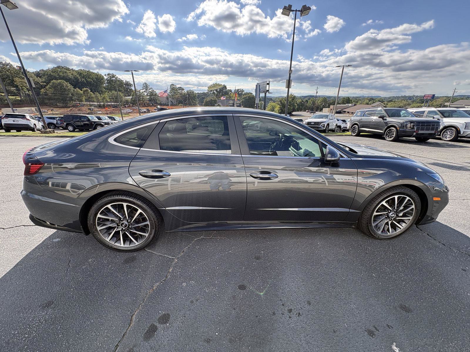 Used 2022 Hyundai Sonata Limited FWD image 5