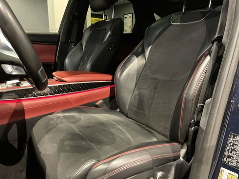 Used 2022 Genesis GV70 3.5T Sport w/ Sport Prestige Package image 19