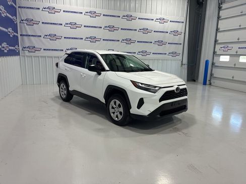 Used 2024 Toyota RAV4 LE image 7
