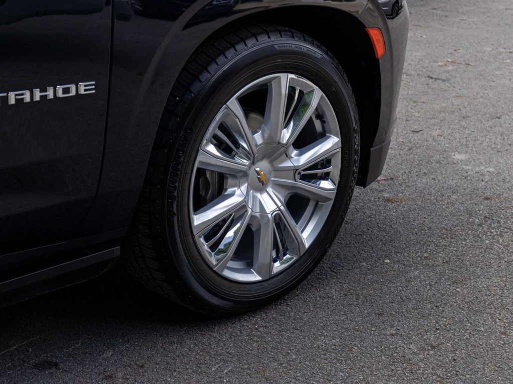 Used 2023 Chevrolet Tahoe High Country RWD image 9
