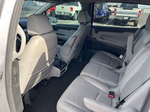 Used 2018 Honda Odyssey EX-L image 24