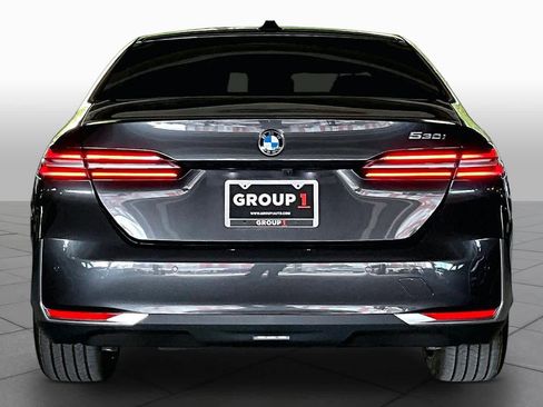 Used 2026 BMW 530i RWD image 4