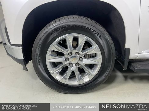 Used 2022 Chevrolet Silverado 1500 LT AWD/4WD image 10