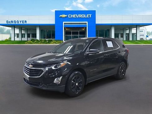 Used 2018 Chevrolet Equinox LT image 1