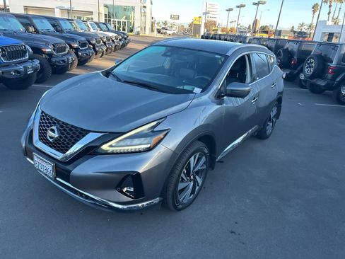 Used 2022 Nissan Murano SL image 2