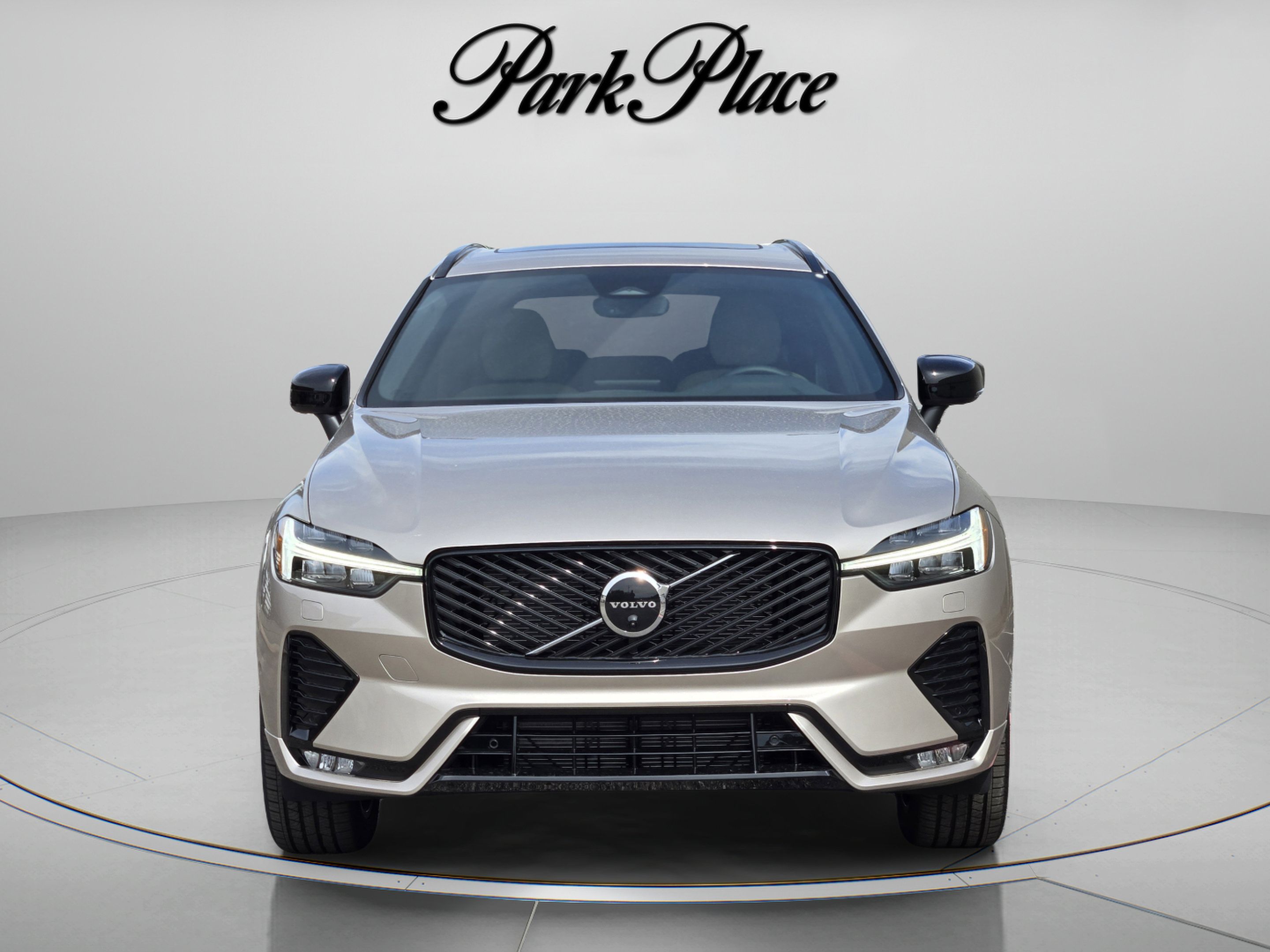 Used 2026 Volvo XC60 B5 Plus w/ Protection Package Premier AWD/4WD image 9