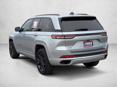 Used 2024 Jeep Grand Cherokee Limited 4xe image 8