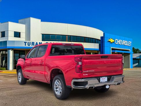 New 2026 Chevrolet Silverado 1500 LT w/ Z71 Off-Road Package AWD/4WD image 3