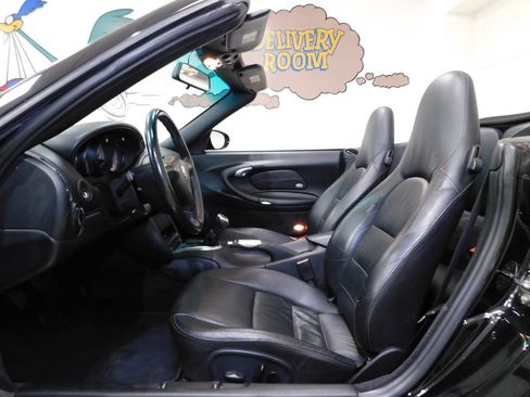 Used 2004 Porsche 911 Carrera RWD image 45