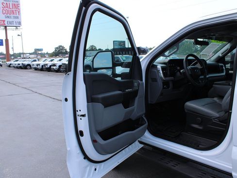 Used 2025 Ford F350 XL AWD/4WD image 26