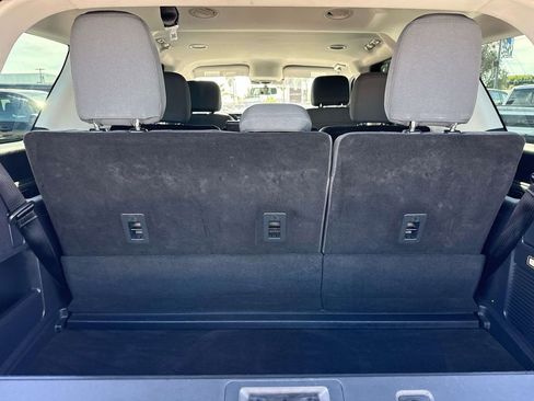 Certified 2025 Ford Expedition Active image 8