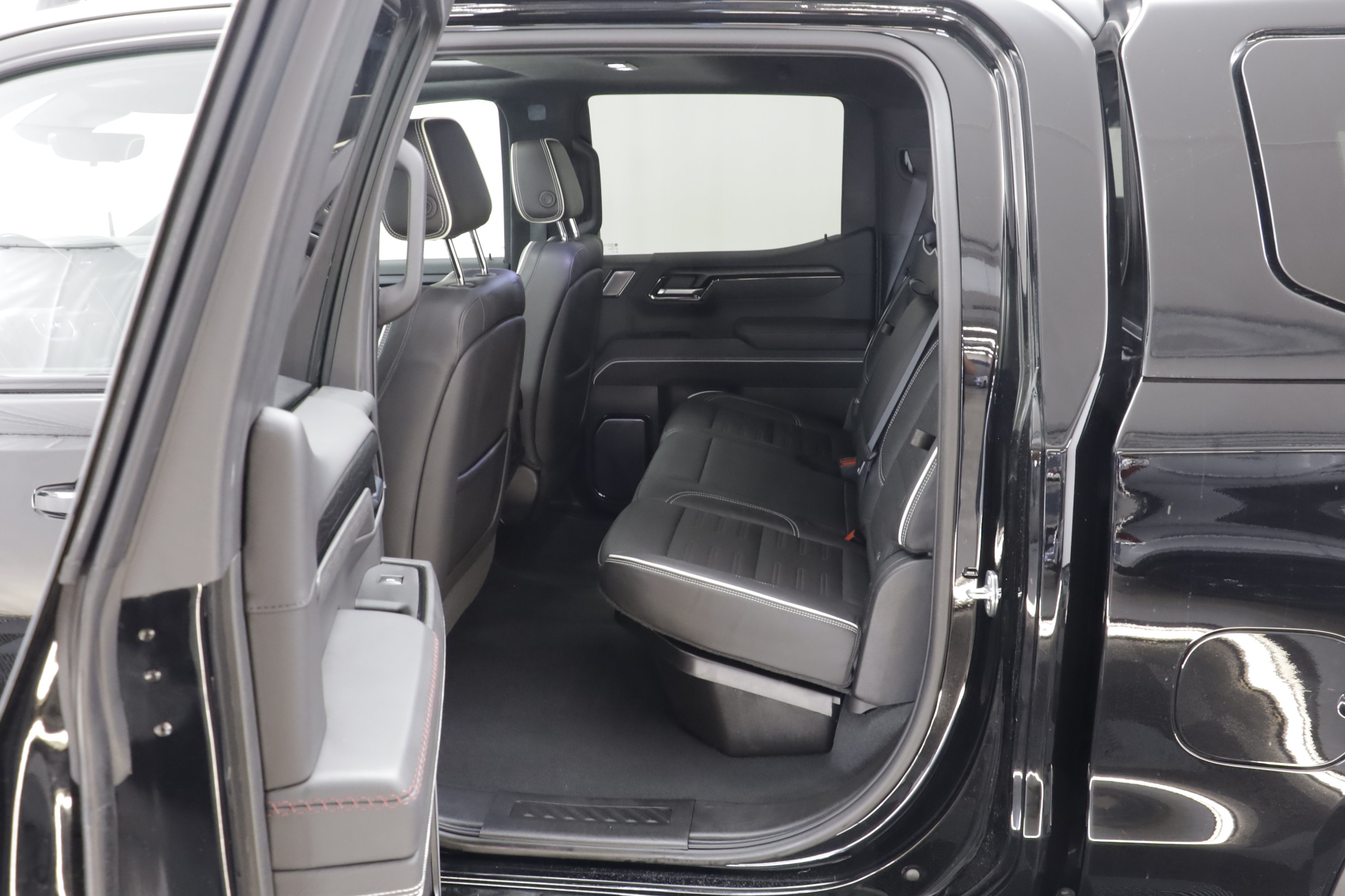 Used 2023 GMC Sierra 1500 AT4X AWD/4WD image 19