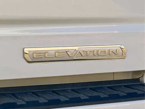 Used 2023 GMC Sierra 1500 Elevation image 22