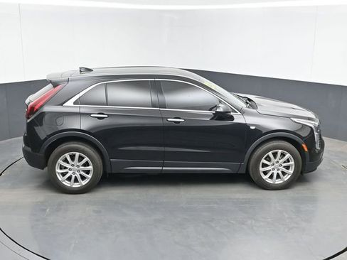 Used 2023 Cadillac XT4 Luxury w/ Cold Weather Package FWD image 26