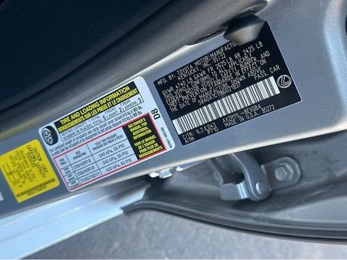 Used 2022 Lexus ES 300h w/ Premium Package image 42