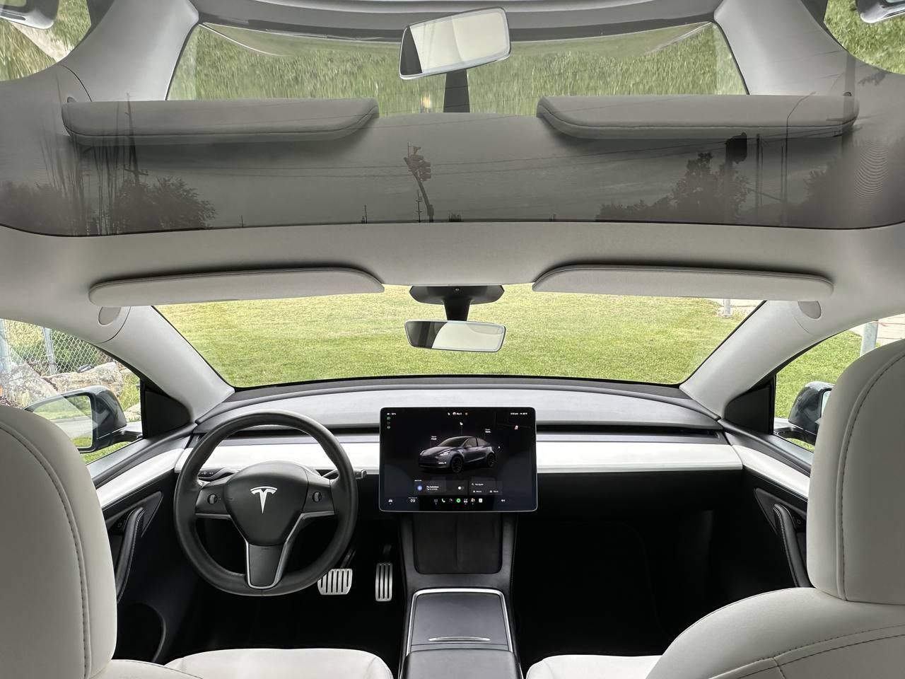 Used 2025 Tesla Model Y Performance AWD/4WD image 31