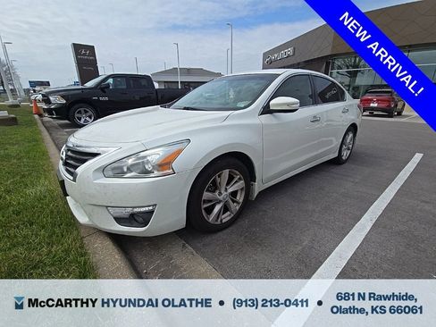 Used 2013 Nissan Altima 2.5 SV w/ 2.5SV Convenience Pkg FWD image 1