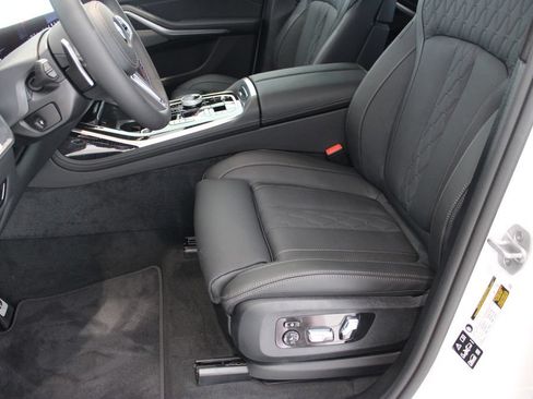 New 2027 BMW X7 M60i AWD/4WD image 9