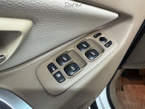 Used 2013 Volvo XC90 3.2 FWD image 34