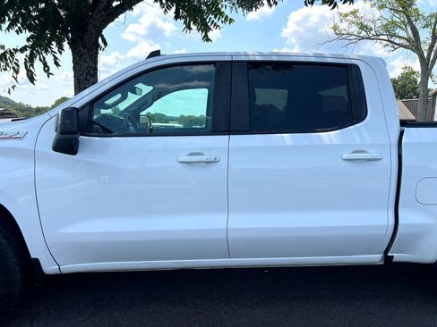 Used 2019 Chevrolet Silverado 1500 RST image 36