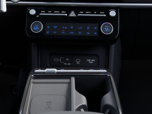 New 2025 Hyundai Tucson Limited image 16