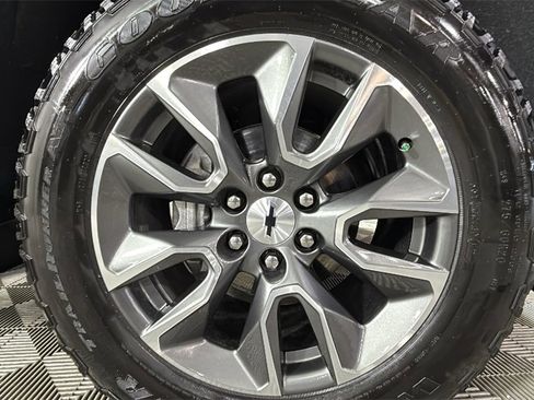 Certified 2022 Chevrolet Silverado 1500 RST image 36