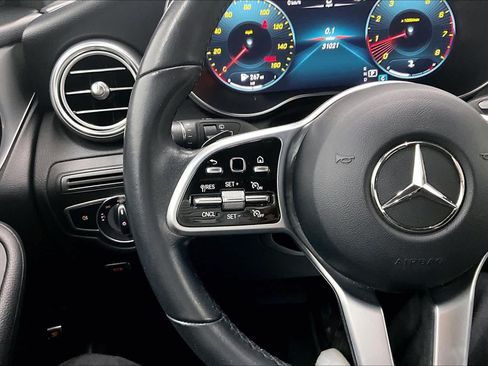 Used 2022 Mercedes-Benz GLC 300 image 21