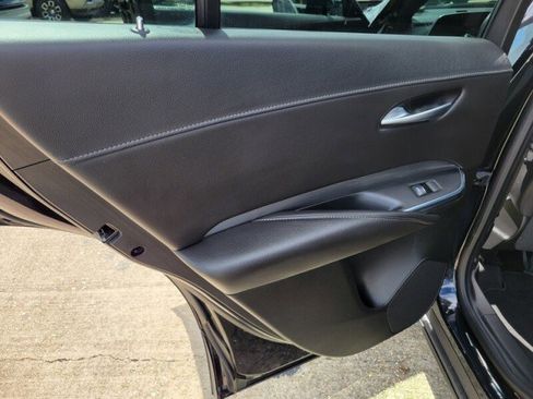 Used 2024 Cadillac XT4 Premium Luxury image 29