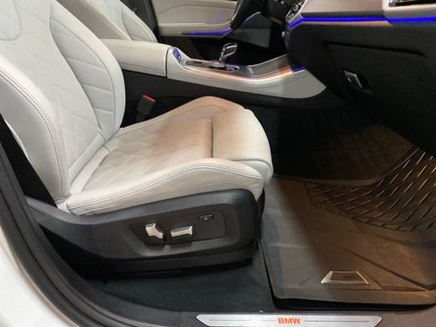 Used 2023 BMW X5 sDrive40i w/ Premium Package RWD image 89