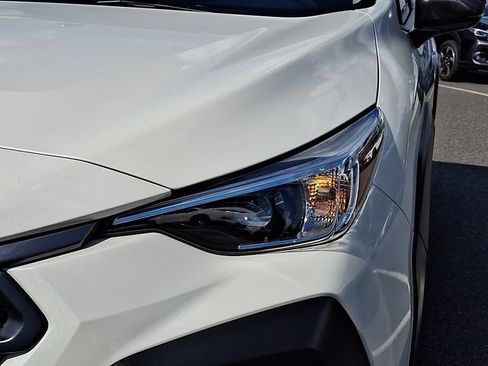 Used 2024 Subaru Crosstrek 2.0i Premium AWD/4WD image 9