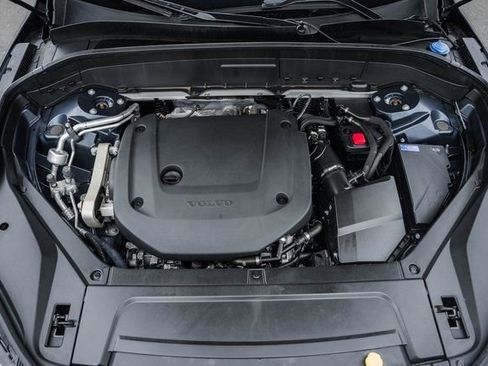 Used 2024 Volvo XC90 B6 Plus w/ Protection Package image 20