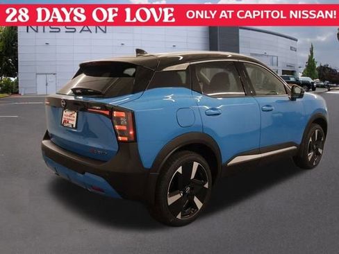 New 2025 Nissan Kicks SR w/ SR Premium Package image 3