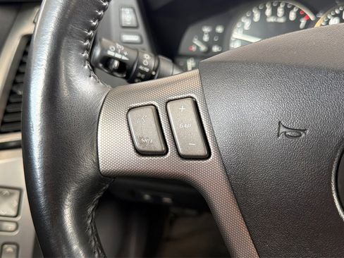 Used 2004 Cadillac XLR RWD image 24