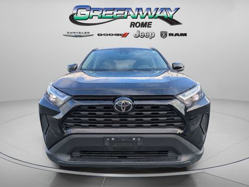 Used 2024 Toyota RAV4 XLE FWD image 3