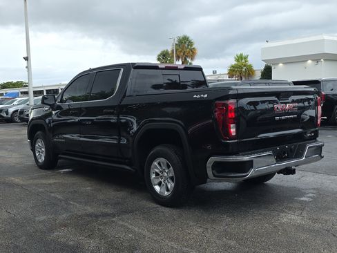 Used 2021 GMC Sierra 1500 SLE w/ Preferred Package AWD/4WD image 5