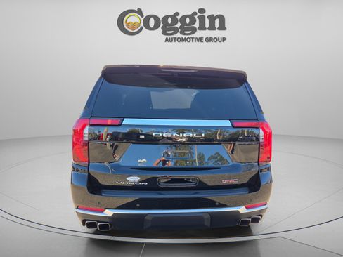 Used 2025 GMC Yukon XL Denali image 5