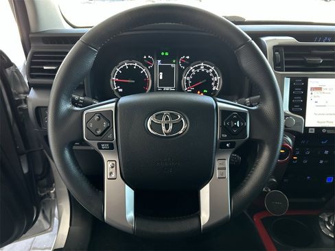 Used 2022 Toyota 4Runner Limited image 16