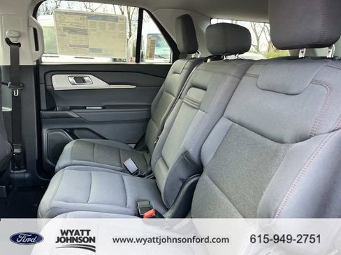 New 2026 Ford Explorer Active RWD image 21