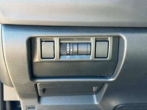 Certified 2025 Subaru Forester Premium image 30