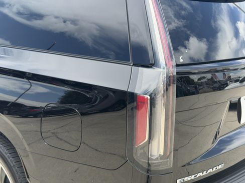 Certified 2024 Cadillac Escalade ESV Sport w/ Touring Package RWD image 10