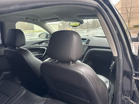 Used 2012 Buick Regal Premium image 18